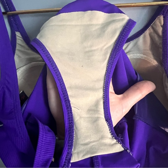 Vintage hot beach one piece swimsuit - Picture 2 of 7